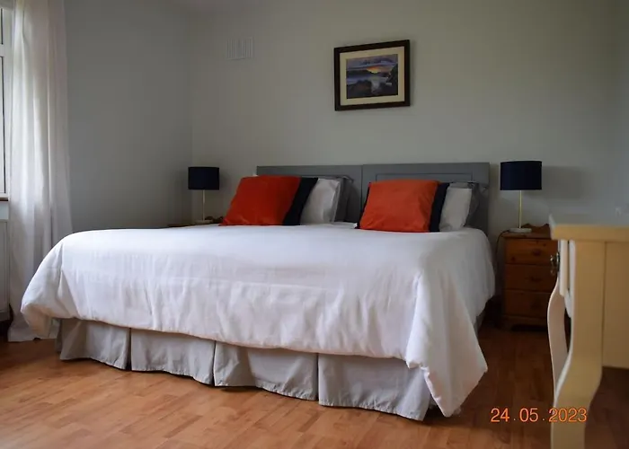 Hillgrove, Borrisokane * Terryglass